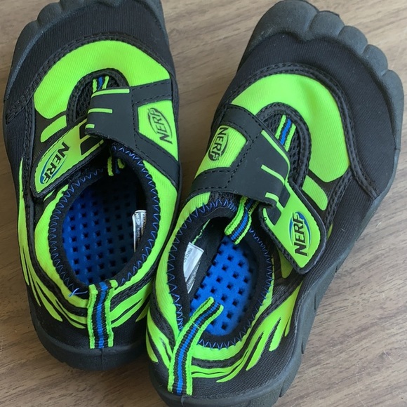 Nerf Water shoes - Picture 5 of 7